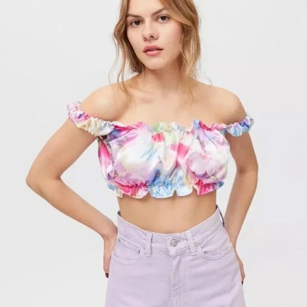 TACH Goda Silk Floral Ruffle Crop Top Womens Size Medium
